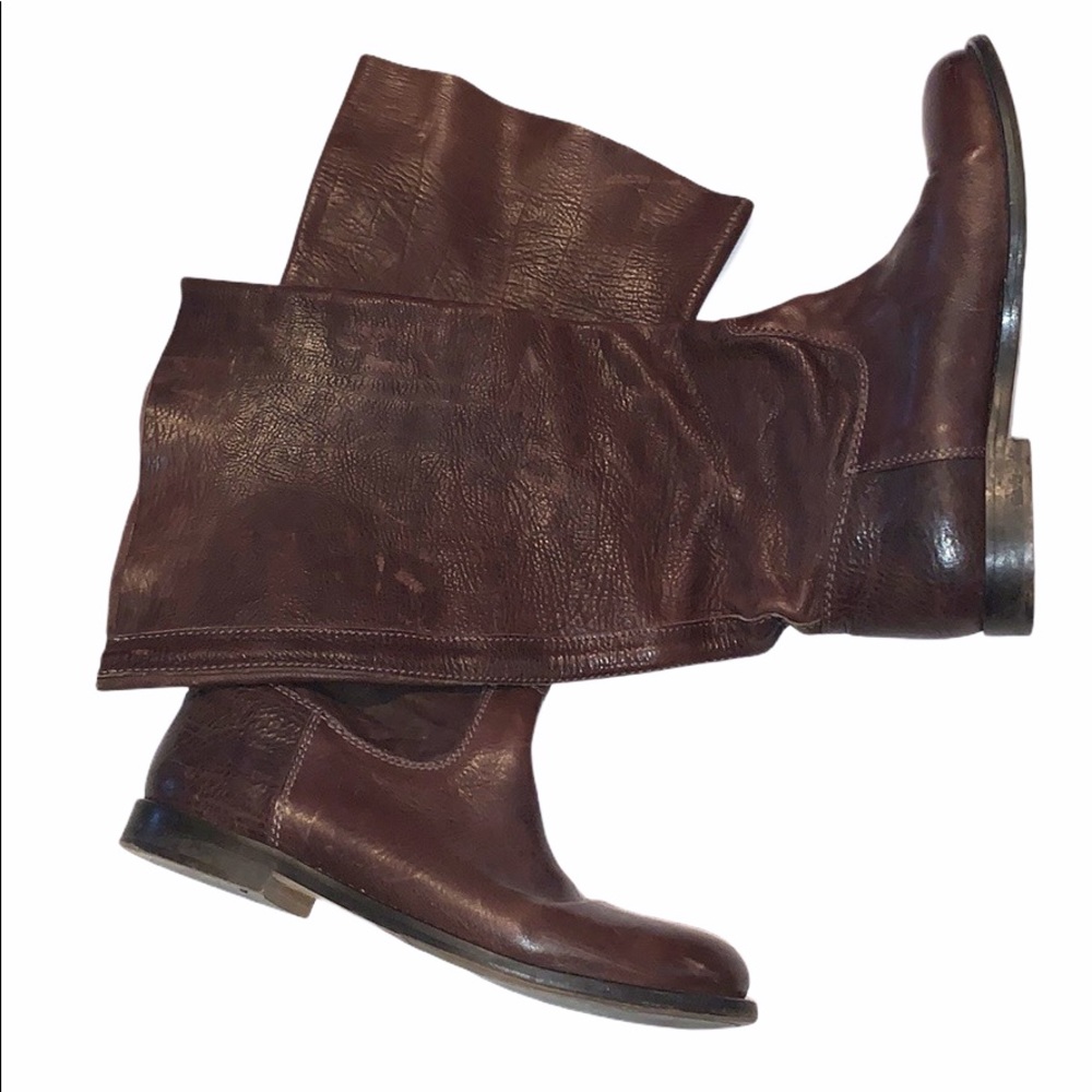 Vera Wang Lavender Brown Leather Boots Size 8 M